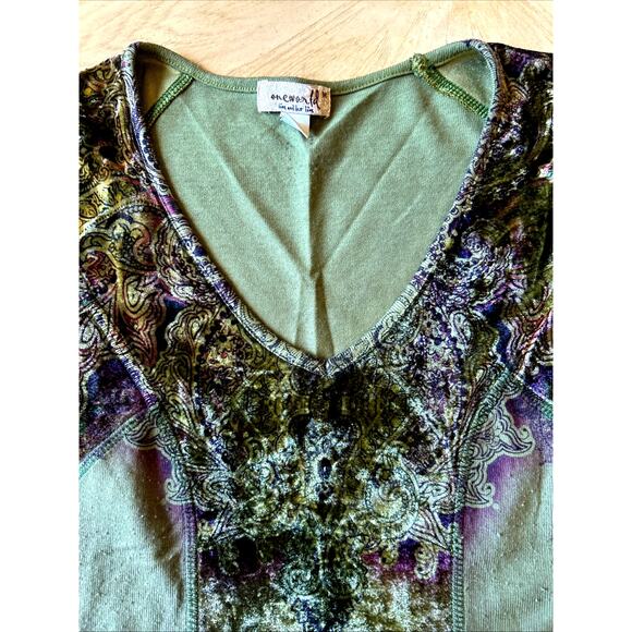 One World Green Multi Velvet Top Med-L Embroidered Flare Sleeve Whimsigoth Boho - Picture 2 of 11